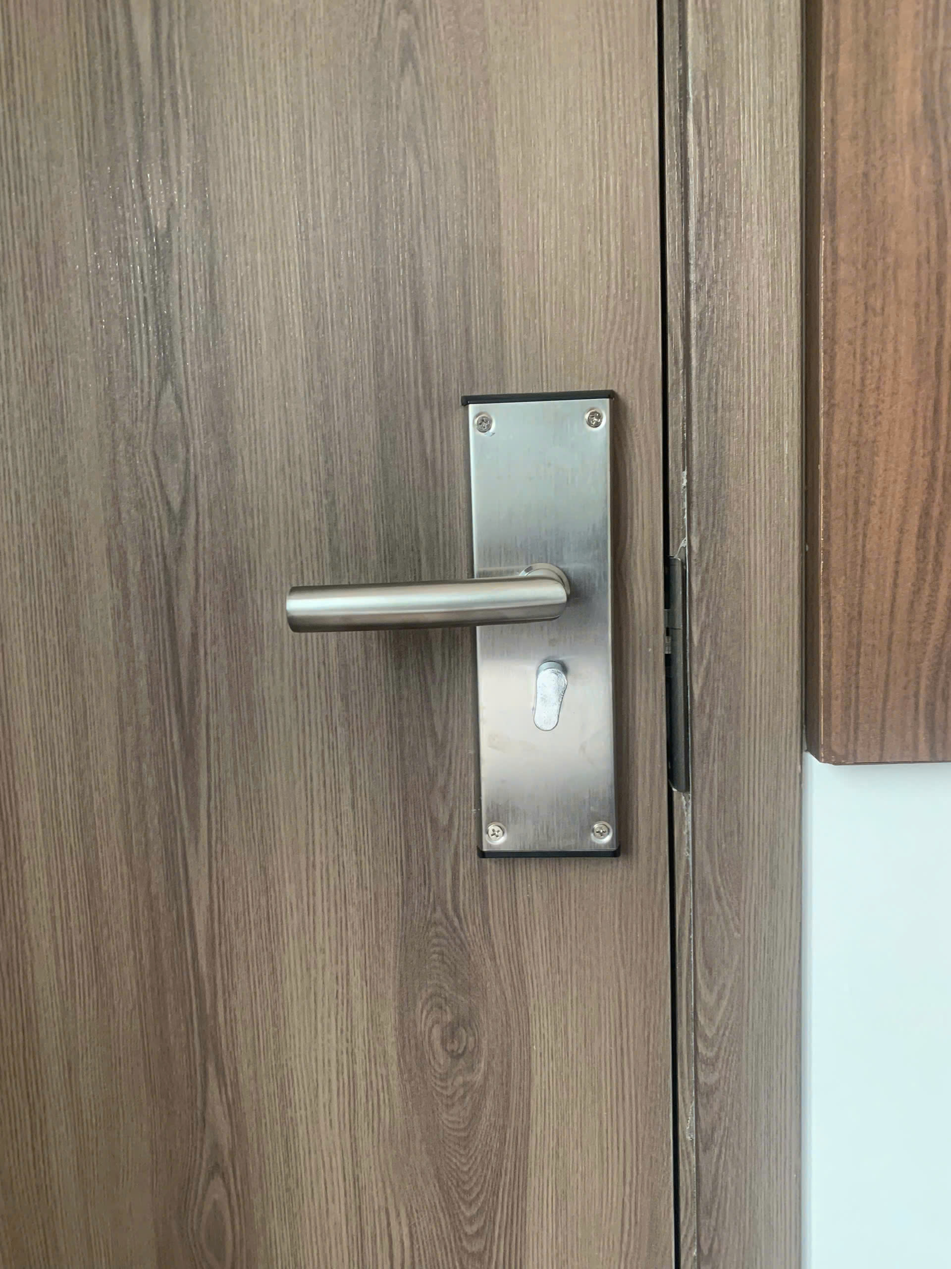 khóa cửa khách sạn KS105 mat sau